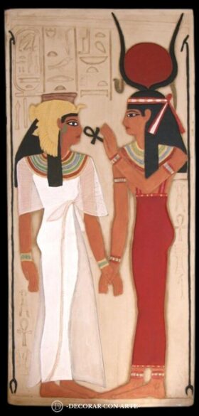 Relieve Isis Nefertari policromado