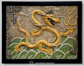 Bas-relief. Dragon chinois. 117 x 90 x 5 cm.