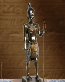 Tutankhamun with the crown of Upper Egypt. 25 cm