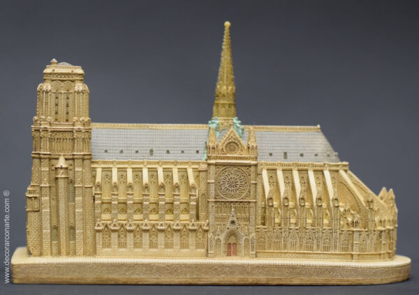 Maqueta de Notre-Dame de Paris