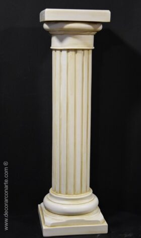 Columna redonda. Altura: 94cm