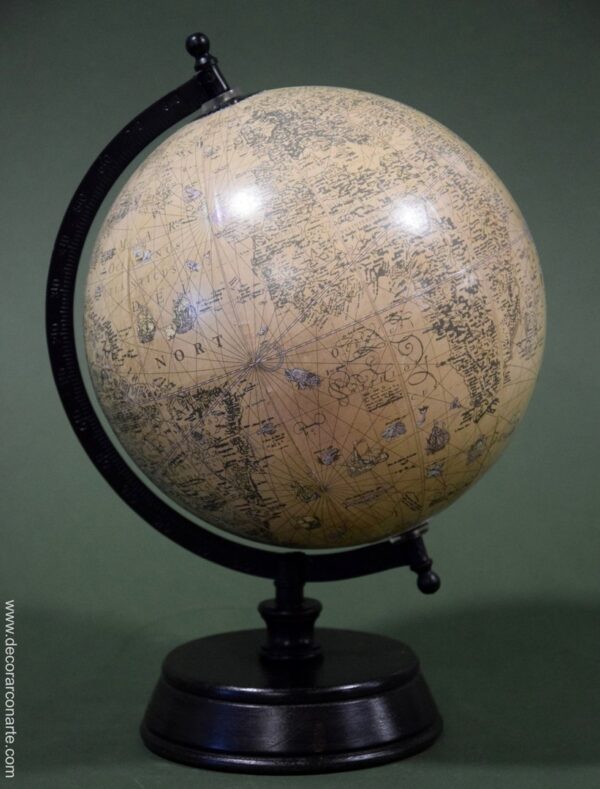 Globe. Hauteur:32 cm. Ø: 20 cm