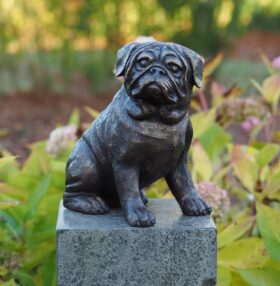 Figura de bronce. Perro. 29x18x27 cm