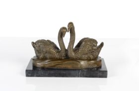 Figura bronce. Pareja de cisnes. 26x19x16cm