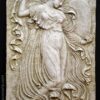 Bajorrelieve Ménade danzante- derecha relief Dancing Maenad- right.