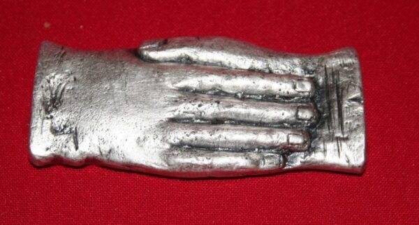 Tessera hands of hospitality. 9x4x1cm