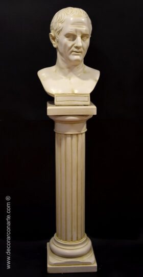 Conjunto de pedestal con busto de Cicerón