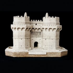 Torre de los Serranos. Valencia. 16 x 10 x 12 cm.