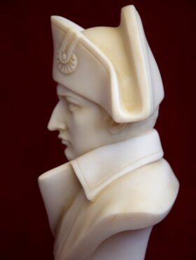 Busto di Napoleone Bonaparte. 26x16x10cm