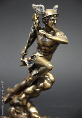 Figura de Hermes. 21x12x7,5 cm