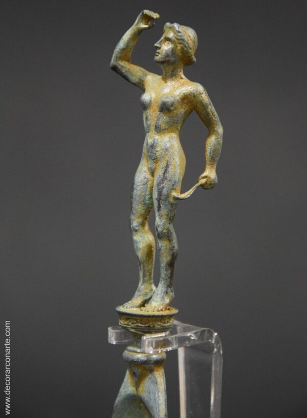 Strigilis aus Bronze. 20 cm