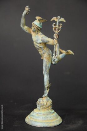 Figura de Hermes en Bronce. 15 H cm