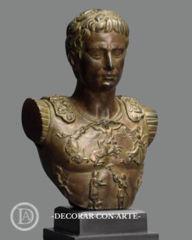 Busto de César Augusto patinado en bronce Bust of Caesar Augustus patinated in bronze