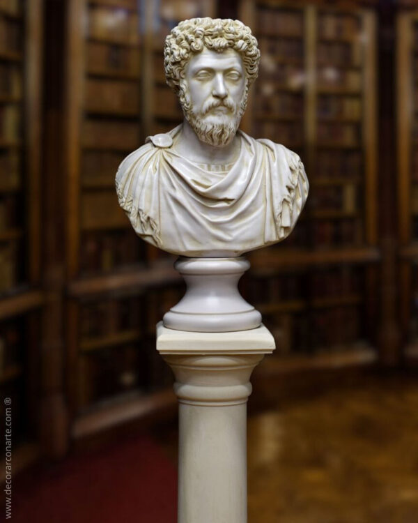 conjunto de columna y busto de Marco Aurelio Set di colonna e busto di Marco Aurelio